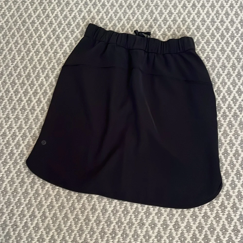 Lululemon Black Skirt with Drawstring